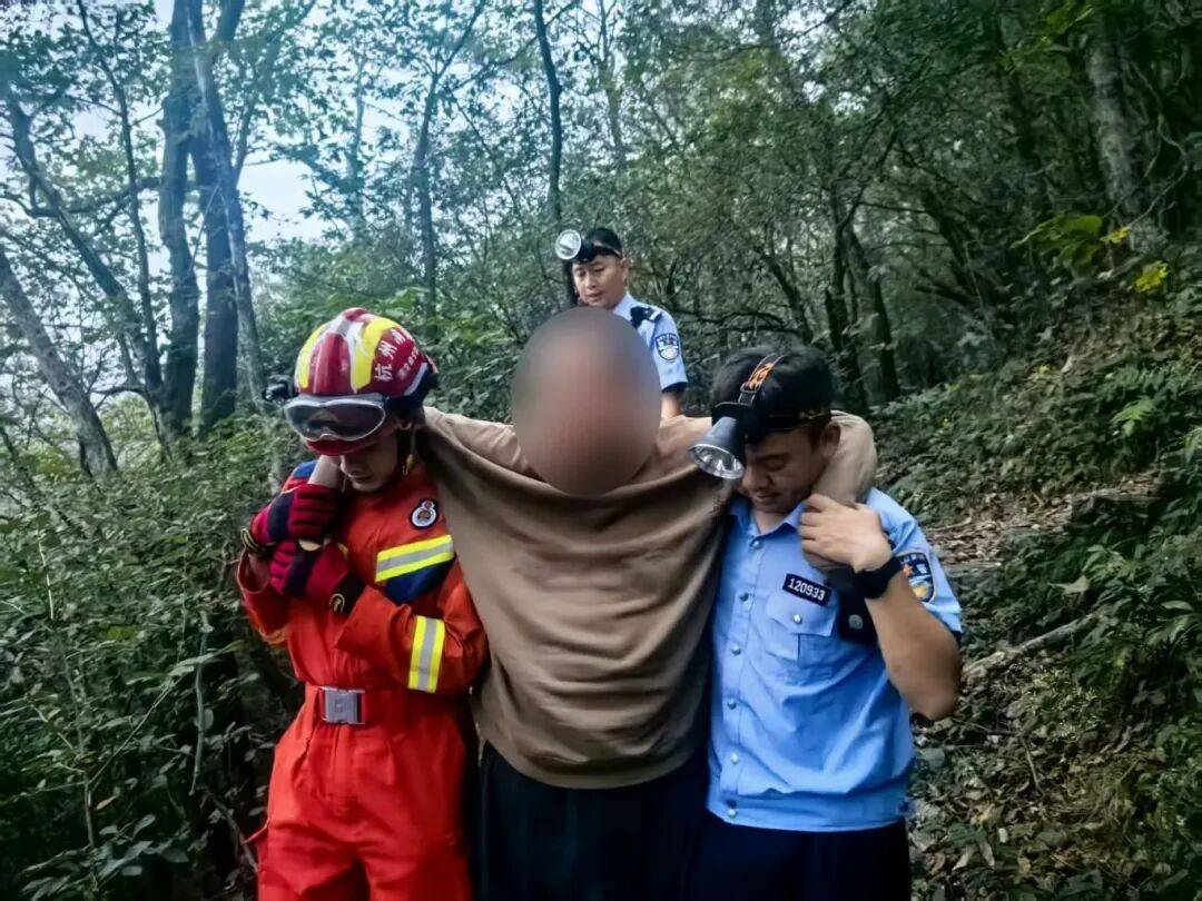 杭州一山脚下<strong></p>
<p>tp钱包官网下载</strong>，网约车司机报警！从清晨等到深夜，未等到乘客下山……紧急搜救！