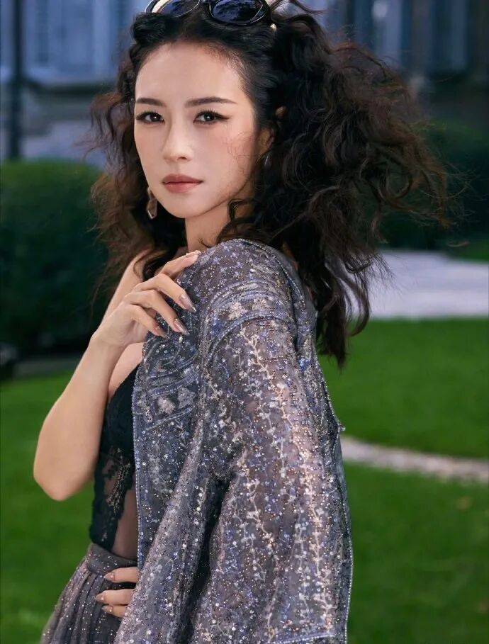 时装周上的女明星<strong></p>
<p>tp钱包官网下载</strong>，秋冬氛围感一键封顶！