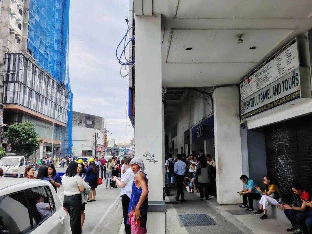 在菲华人亲历7.6级强震：震感强烈<strong></p>
<p>tp钱包是正规平台吗</strong>，有女生被吓哭｜鱼眼·热点