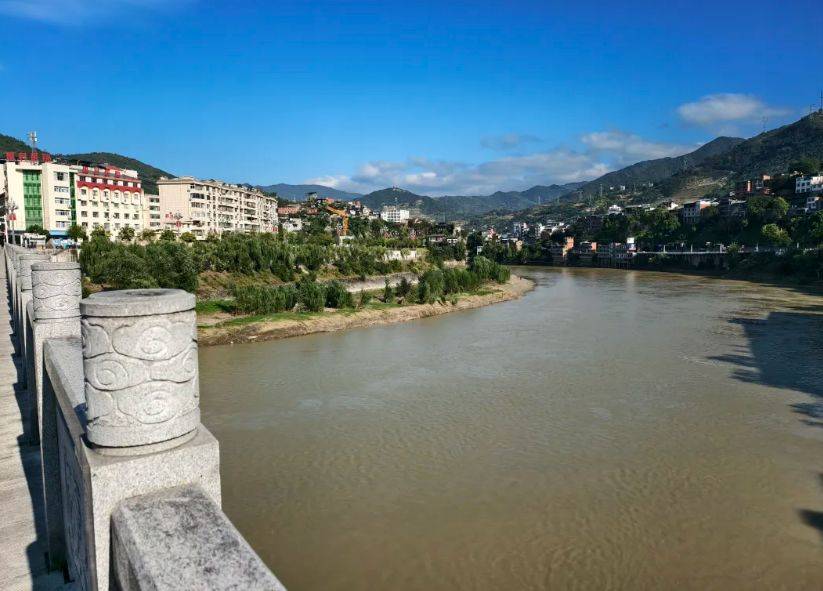 结婚当天跳河男子遗体已找到<strong></p>
<p>tp钱包是正规平台吗</strong>，女方称会尽快去看；男方家属：还在了解具体原因