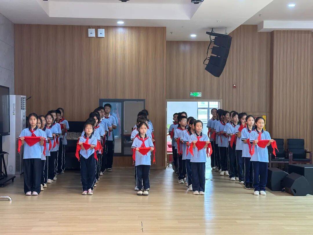 <strong></p>
<p>tp钱包安卓版官方下载</strong>我县各级少先队组织开展“强国复兴有我 争当新时代好少年”建队日主题活动