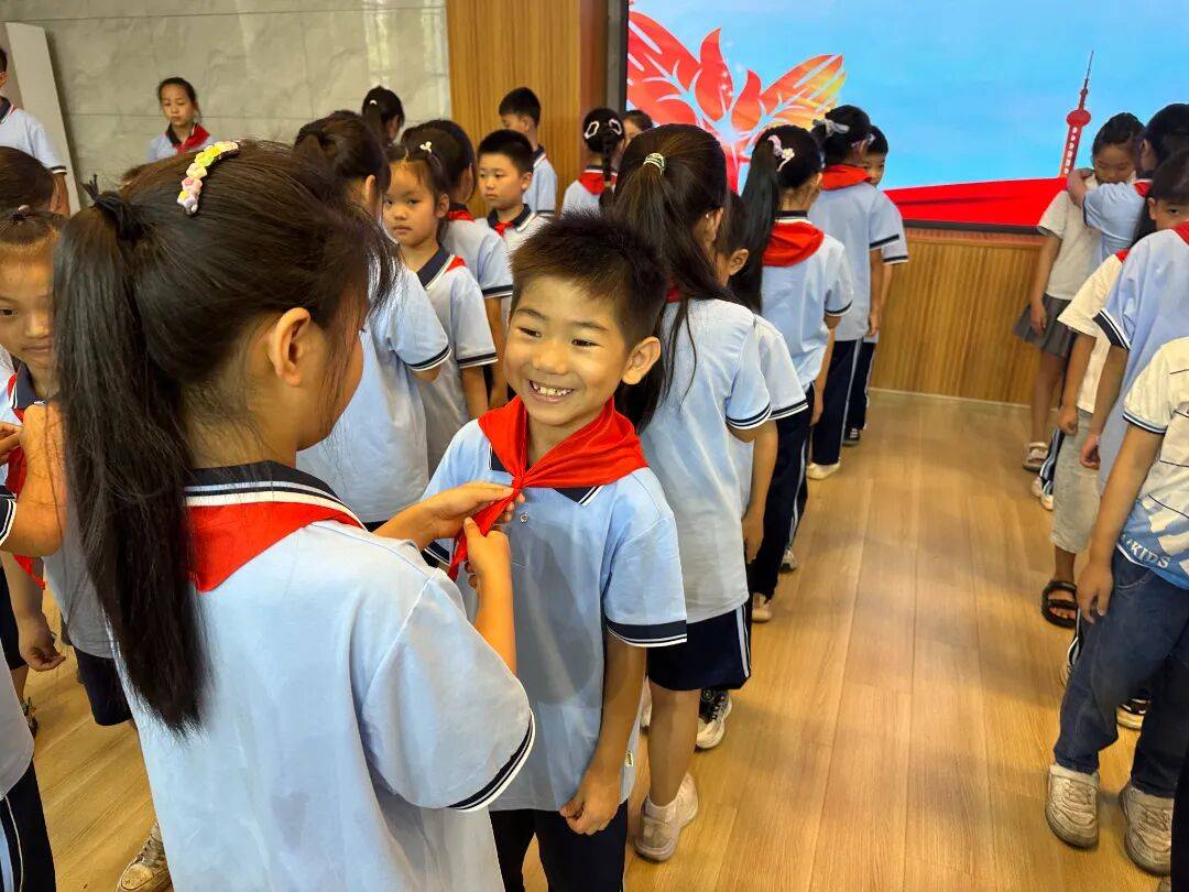 <strong></p>
<p>tp钱包安卓版官方下载</strong>我县各级少先队组织开展“强国复兴有我 争当新时代好少年”建队日主题活动