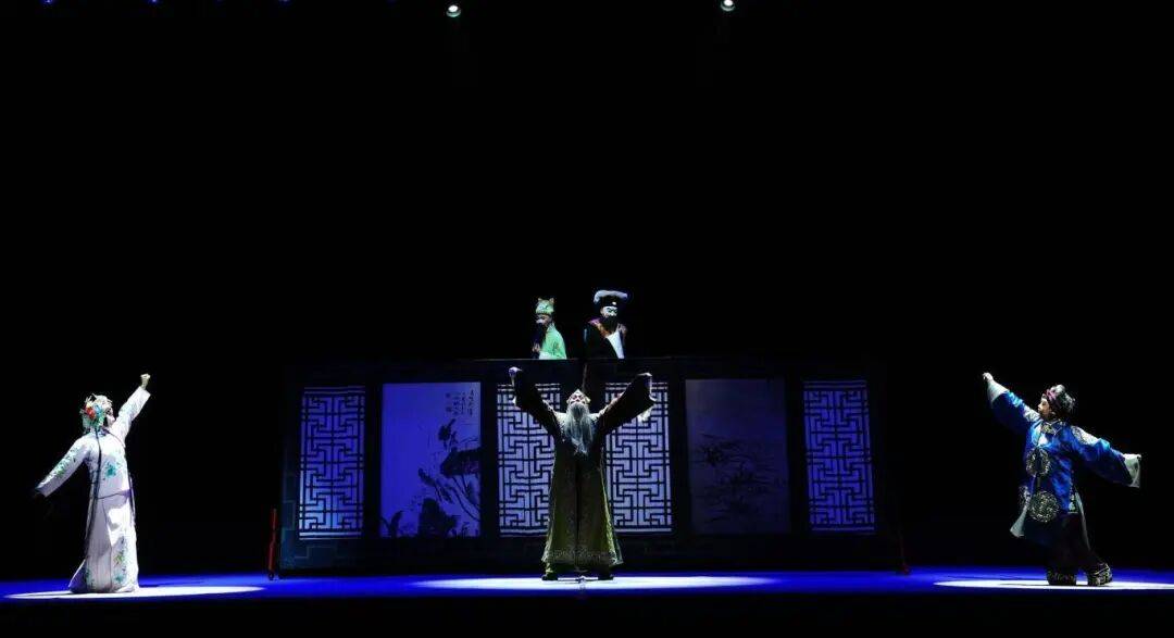 展现云南传统戏曲魅力<strong></p>
<p>tp钱包安卓版官方下载</strong>！玉溪作品《先生好茶》亮相全国舞台