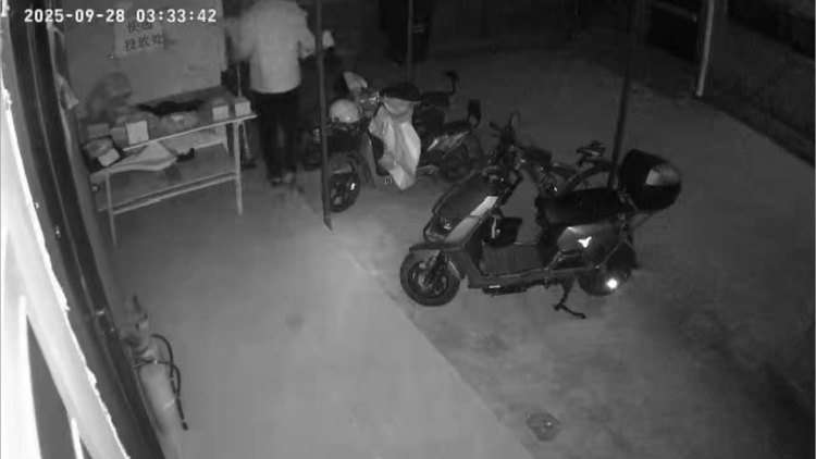 每月稳定收入8000多元却忍不住经常偷快递<strong></p>
<p>tp钱包app下载安装</strong>，上海一男子被刑拘