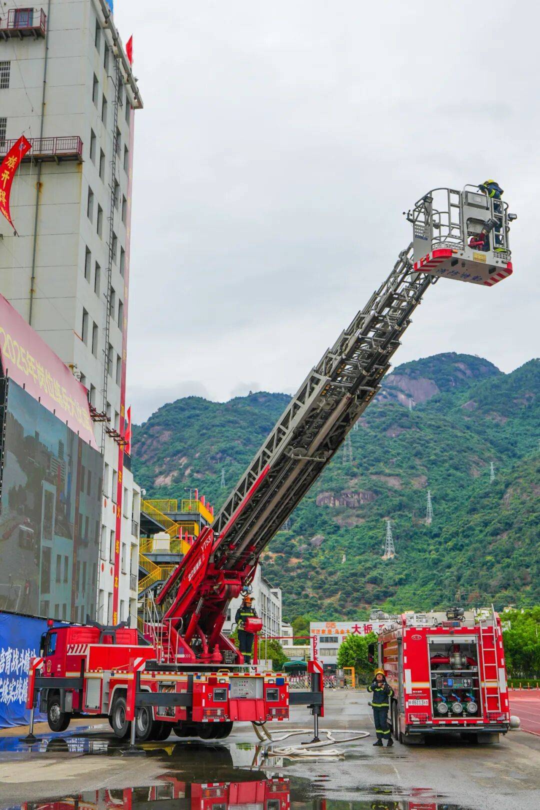 燃动赛场<strong></p>
<p>trx app最新版本</strong>！三明消防激战 2025全省岗位练兵“龙虎榜”比武