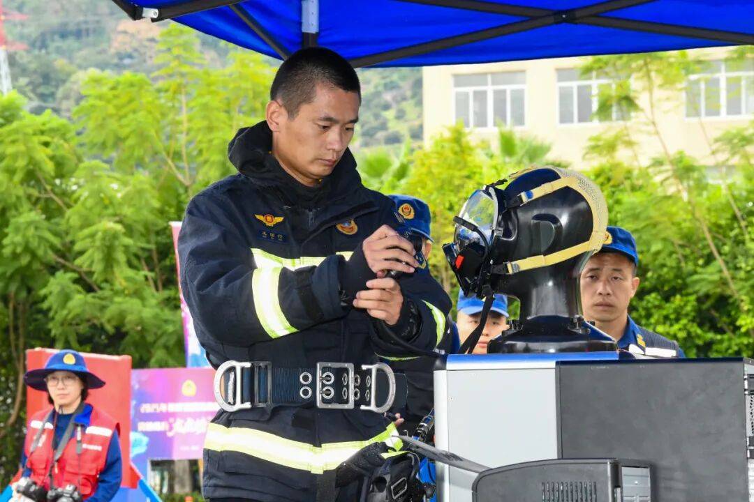 燃动赛场<strong></p>
<p>trx app最新版本</strong>！三明消防激战 2025全省岗位练兵“龙虎榜”比武