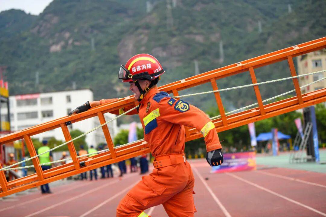 燃动赛场<strong></p>
<p>trx app最新版本</strong>！三明消防激战 2025全省岗位练兵“龙虎榜”比武