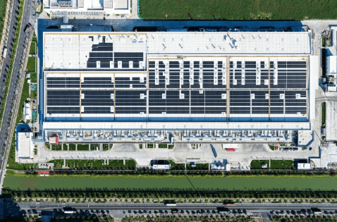 特斯拉副总裁陶琳：特斯拉上海超级工厂屋顶已铺满光伏板<strong></p>
<p>usdt</strong>，每年发1100万度电，减碳4600吨！隔壁储能超级工厂也在加装光伏板