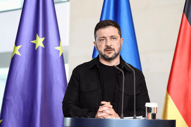 泽连斯基:乌将在柏林和哥本哈根设立武器出口办事处出售武器<strong></p>
<p>usdt钱包官方下载</strong>,以便筹集更多资金生产国内短缺武器