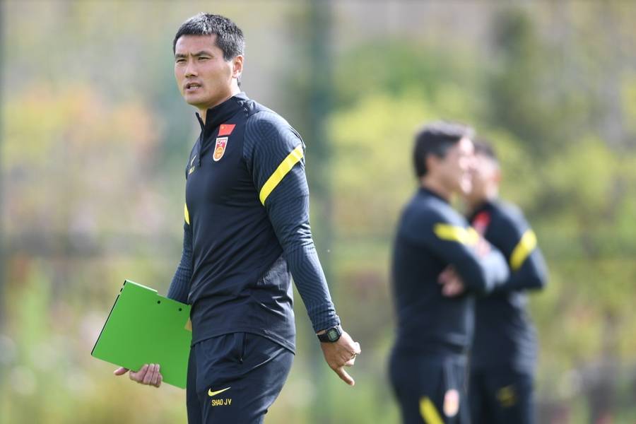 全球选聘四个月<strong></p>
<p>usdt汇率</strong>,招来只有一年执教经历的本土教练,国足新帅竟是邵佳一