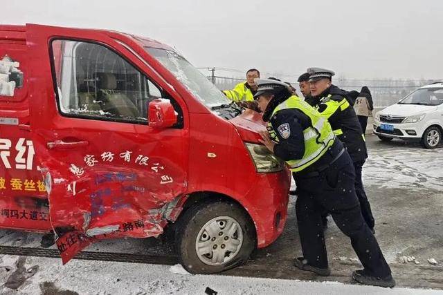 外交部发言人毛宁点赞山东德州交警<strong></p>
<p>比特儿下载</strong>！