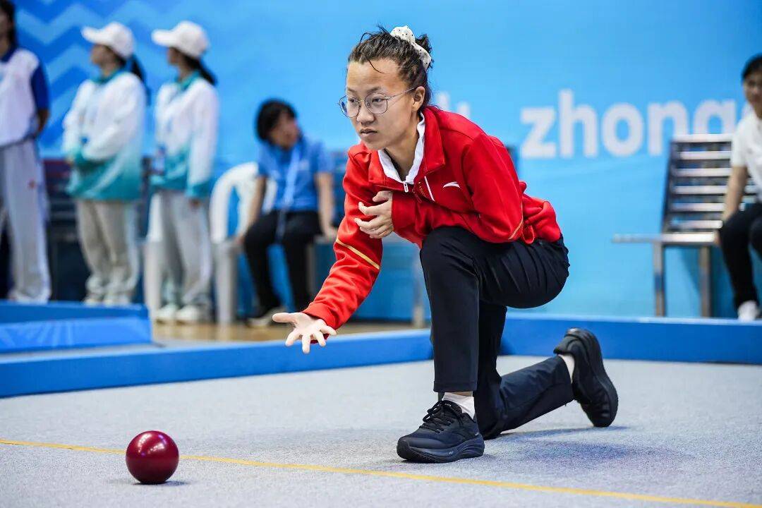 喜报:<strong></p>
<p>比特儿下载</strong>我市特奥滚球队在全国残运会上斩获1金1银5铜