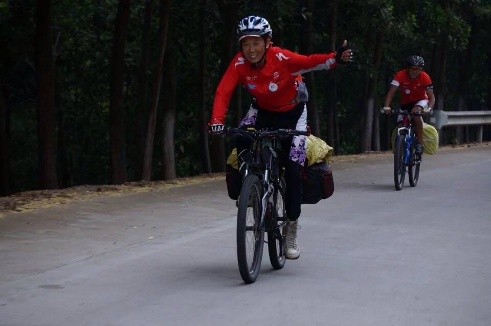 71岁奶奶获健美比赛冠军：被儿媳夸偶像<strong></p>
<p>比特儿官网</strong>，无视“老了就在家等死”的言论